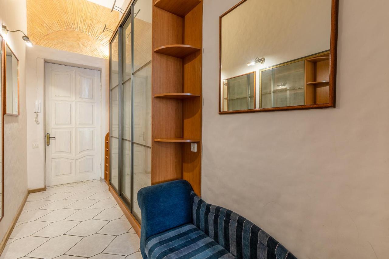 Saksaganskogo Centre Daire Kiev Dış mekan fotoğraf
